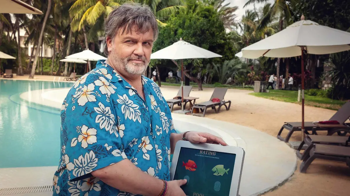 Edwin Öttel (Hape Kerkeling)

Die Verwendung des sendungsbezogenen Materials ist nur mit dem Hinweis und Verlinkung auf RTL+ gestattet.