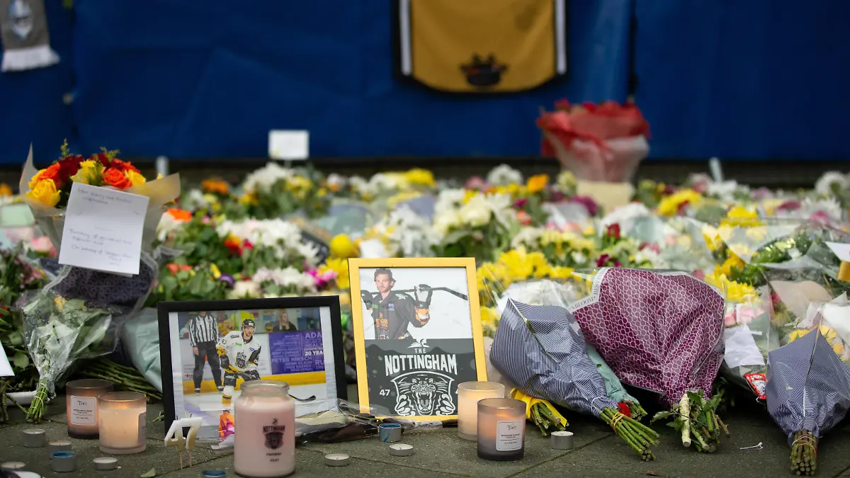 October 30, 2023, Nottingham, United Kingdom: A memorial for Ice hockey, Eishockey player Adam Johnson outside the Motorpoint Arena in Nottingham, home of the Nottingham Panthers. The former Pittsburgh Penguin and current Nottingham Panther was involved in a fatal on ice incident during their game with Sheffield Steelers on Saturday 28th October 2023 Nottingham United Kingdom - ZUMAs197 0311415524st Copyright: xBenxBoothx