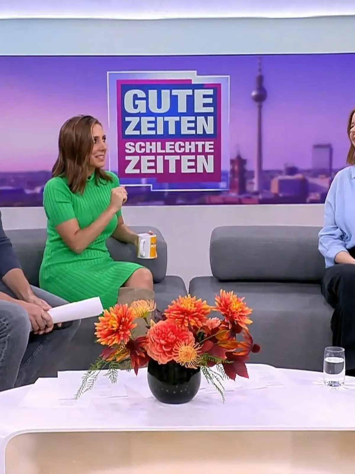 GZSZ-Star Olivia Marei ist wieder da und wird von ihren Freunden süß überrascht.