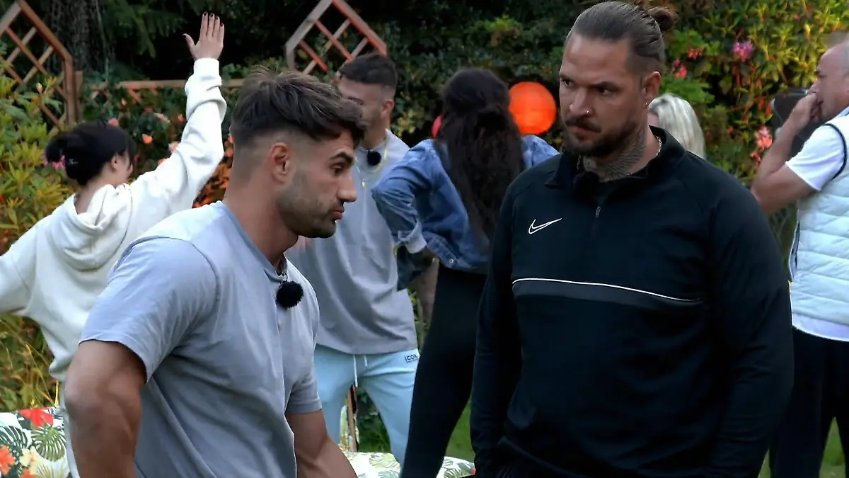 Aleks Petrovic und Zico Banach