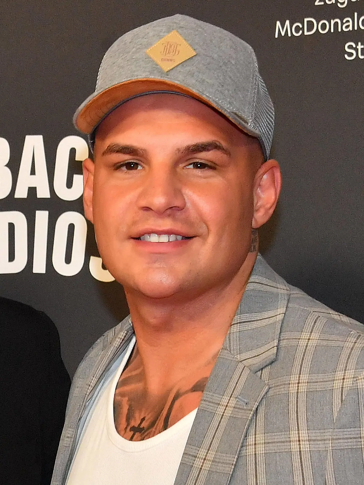 Pietro Lombardi bei der Benefiz Gala zugunsten der McDonalds Kinderhilfe Stiftung am 28.10.2023 in Muenchen McDonalds Benefiz Gala 2023 in Muenchen *** Pietro Lombardi at the benefit gala for the McDonalds Childrens Aid Foundation on 28 10 2023 in Munich McDonalds Benefit Gala 2023 in Munich PUBLICATIONxINxGERxSUIxAUTxONLY