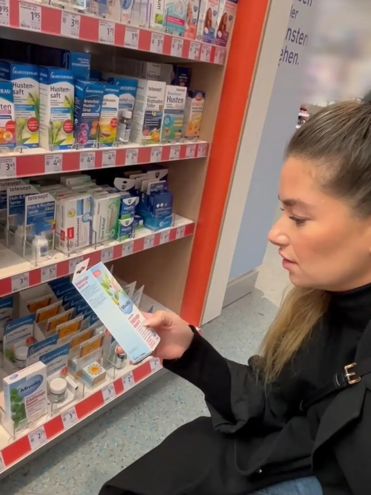 Sie werden krank und wollen sich mit Medikamenten eindecken und das Erste, was Sie ansteuern, ist die Apotheke? Das muss gar nicht sein! Schließlich gibt's rezeptfreie Erkältungsmittel auch im Supermarkt und in der Drogerie. Doch was können die?