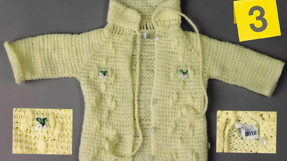 Die Polizei hofft, im Fall des toten Säuglings eventuell mit Fotos der Babykleidung neue Hinweise zu erhalten.