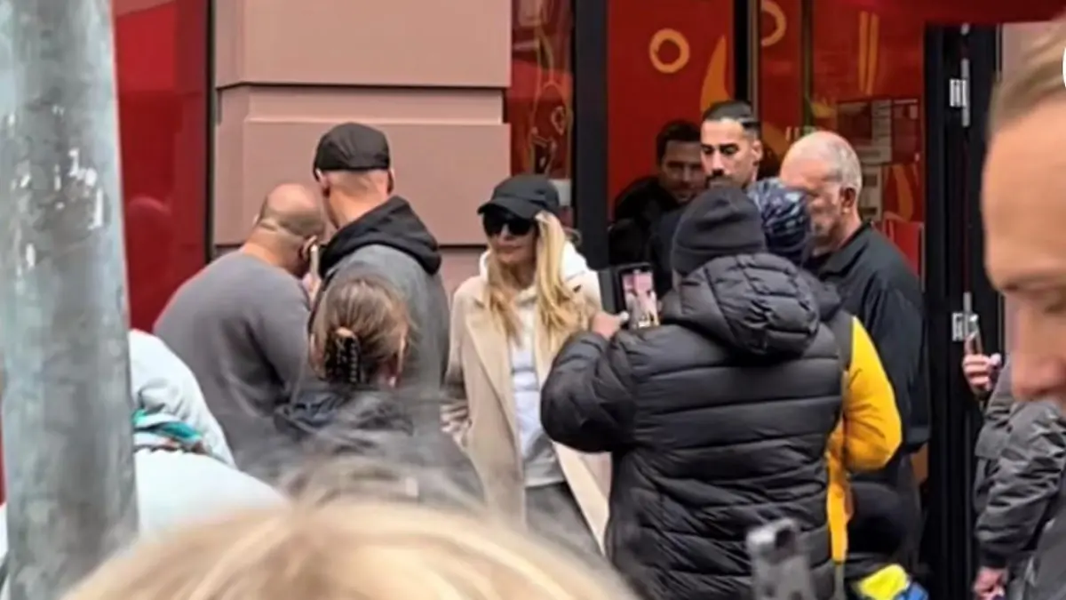 Ist das etwa Taylor Swift??