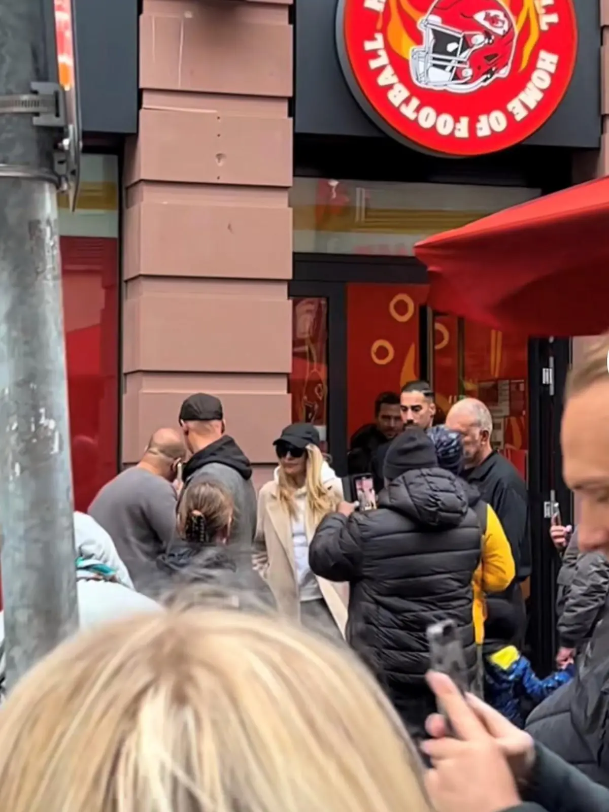 Ist das etwa Taylor Swift??