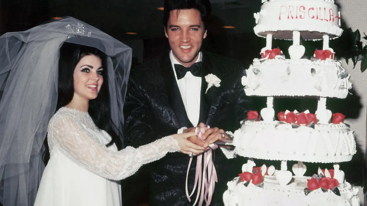 UNITED STATES - MAY 01: Wedding Photos of Elvis Presley to Priscilla on May 01,1967 (Photo by Michael Ochs Archives/Getty Images)