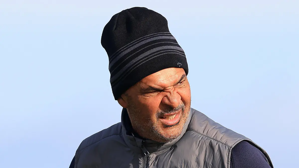 ST ANDREWS, SCOTLAND - OCTOBER 06: Former Footballer, Ruud Gullit looks across the 10th green during Day Two of the Alfred Dunhill Links Championship at Kingsbarns Golf Links on October 06, 2023 in St Andrews, Scotland. (Photo by Stephen Pond/Getty Images)