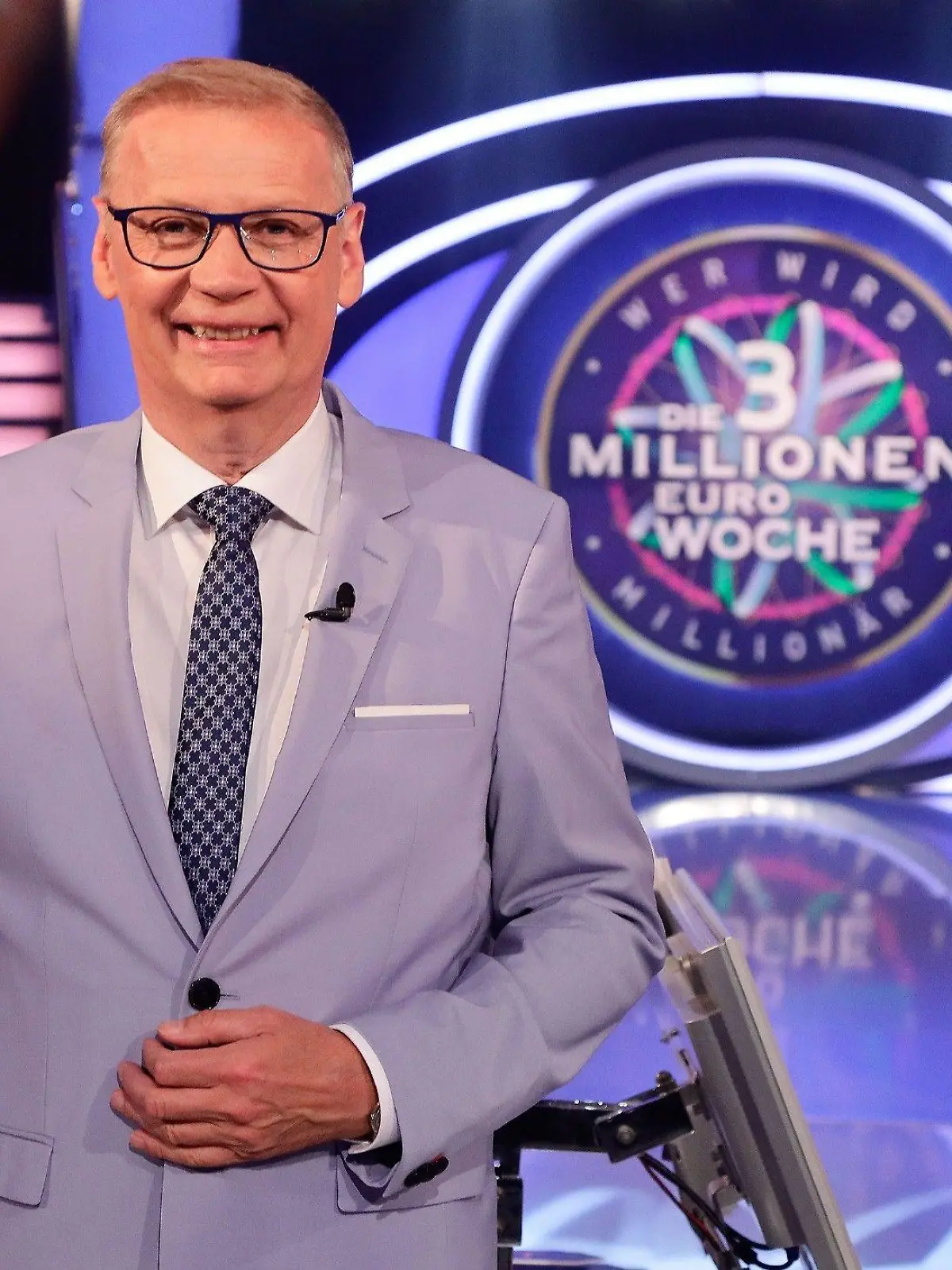 Moderator Günther Jauch



+++ Die Verwendung des sendungsbezogenen Materials ist nur mit dem Hinweis und Verlinkung auf RTL+ gestattet. +++