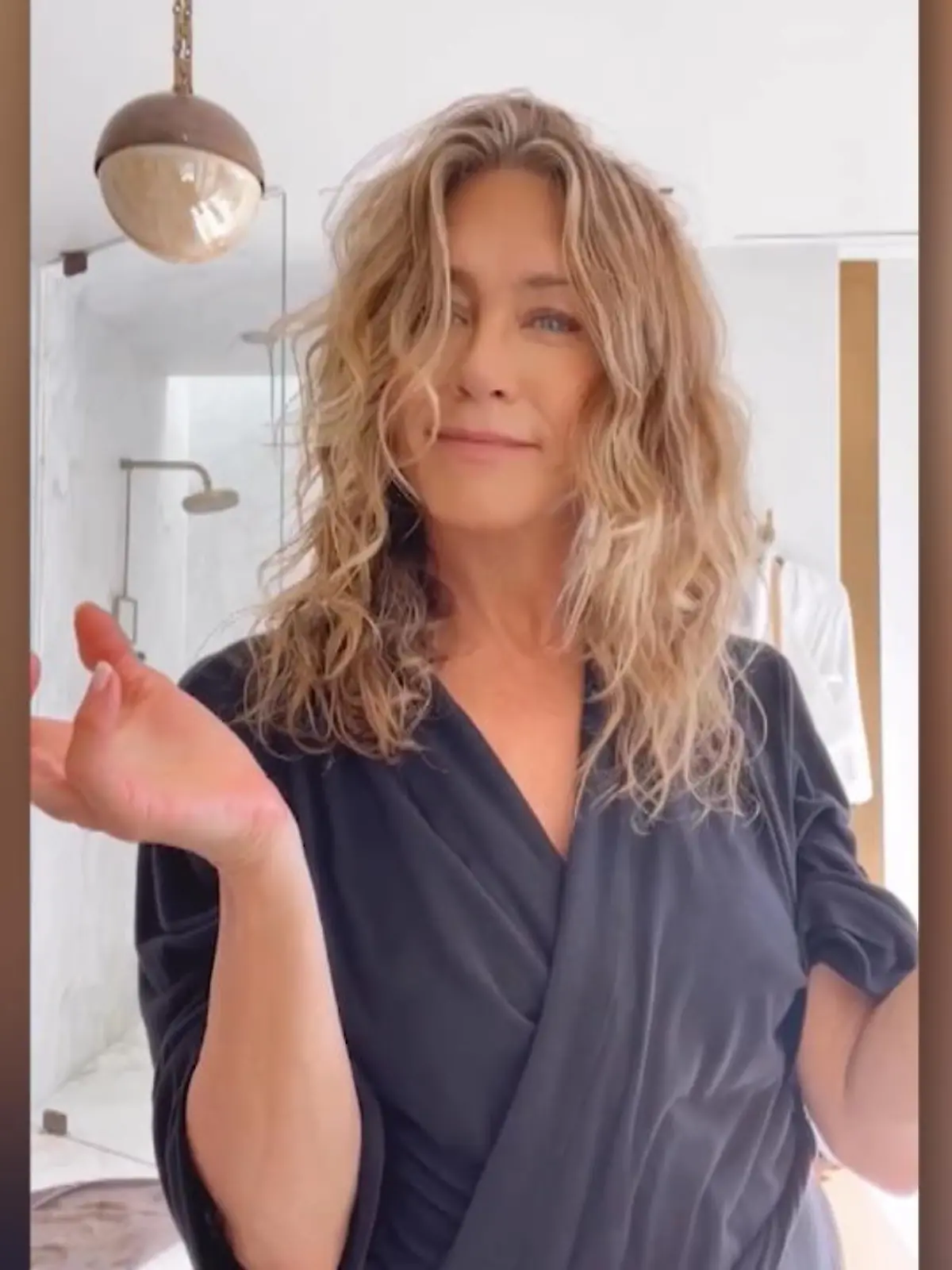 Jennifer Aniston mit Natur pur.