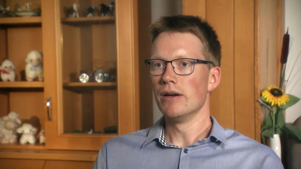 Warum Bauer Maik das Scheunenfest absagen musste Spätzünder bei "Bauer sucht Frau"