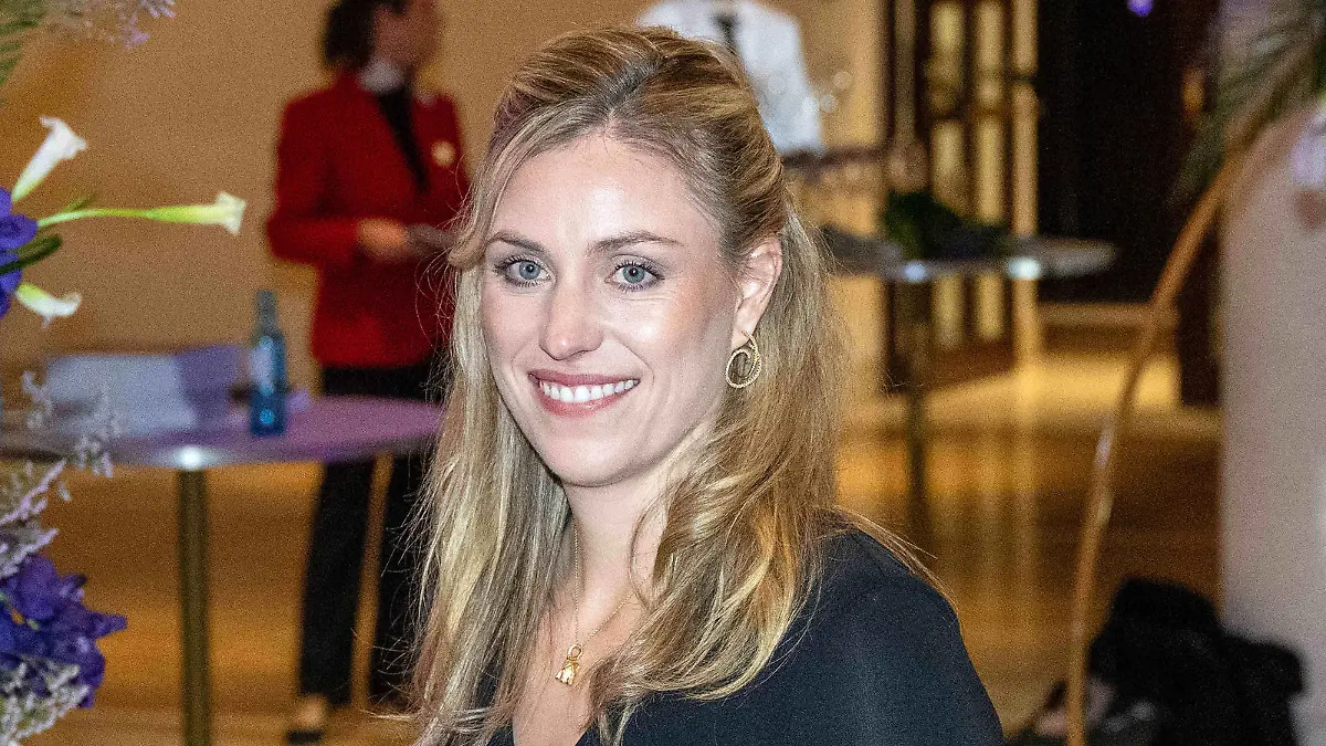 Angelique Kerber. Deutschland, Frankfurt, 04.11.2023, Event, 41. Deutscher Sportpresseball, Pagasos tanzt mit Laureus, 2023, Red Carpet, Alte Oper Foto: A2 Bildagentur/Peter Hartenfelser *** Angelique Kerber Germany, Frankfurt, 04 11 2023, Event, 41 German Sports Press Ball, Pagasos dances with Laureus, 2023, Red Carpet, Alte Oper Photo A2 Bildagentur Peter Hartenfelser