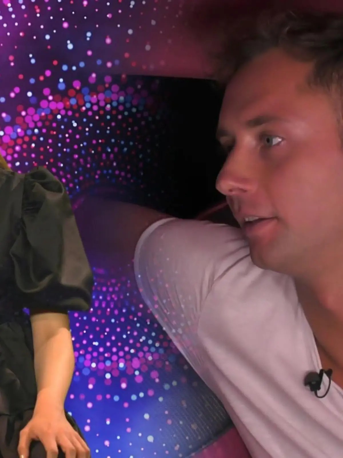 Cheerleader Danny und Single-Lady Eileen haben sich bei „Take Me Out“ offenbar gesucht und gefunden.
