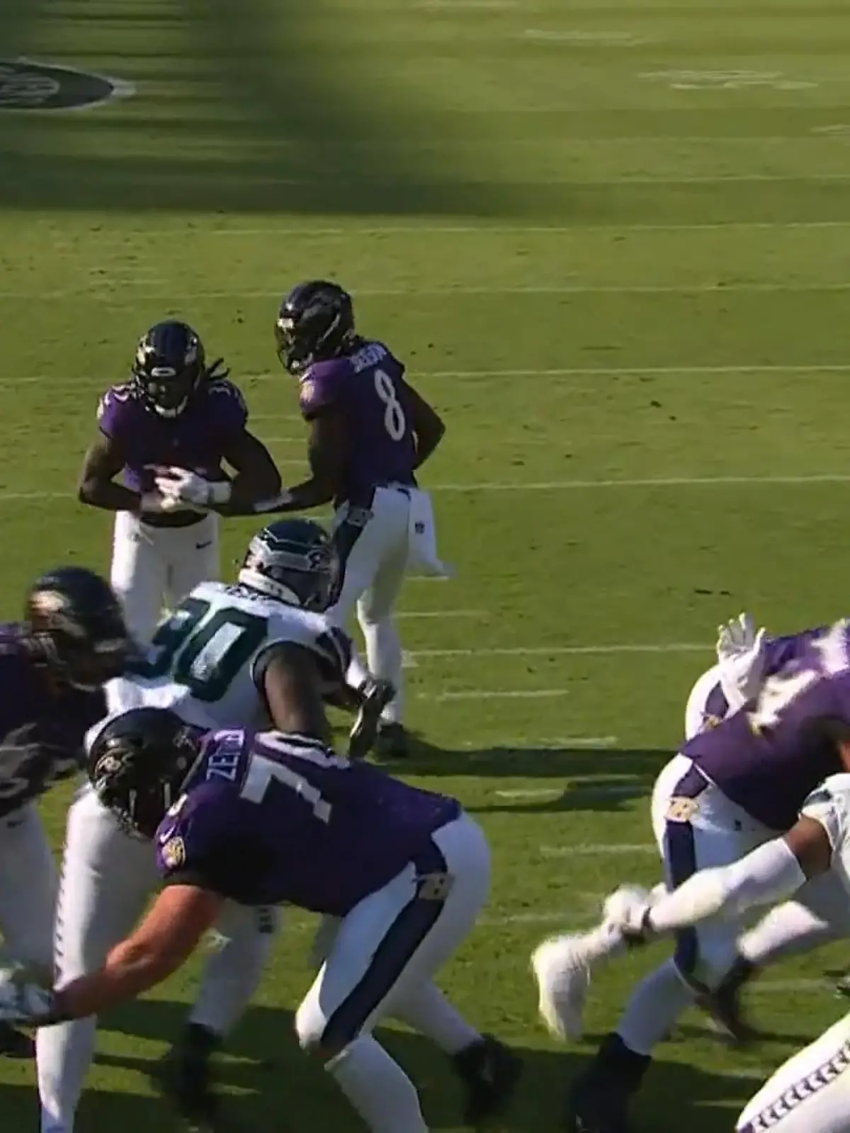 Welcher Vogel ist der bessere? In Week 9 der NFL gibt es dazu eine klare Antwort: Die Baltimore Ravens schlagen die Seattle Seahawks deutlich mit 37:3.