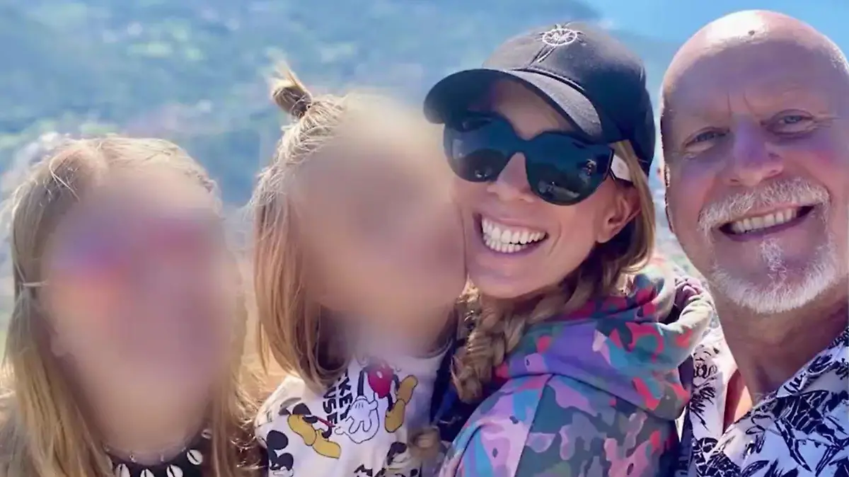 Rainer Schaller mit seiner Lebensgefährtin Christiane Schikorsky und den beiden Kindern.