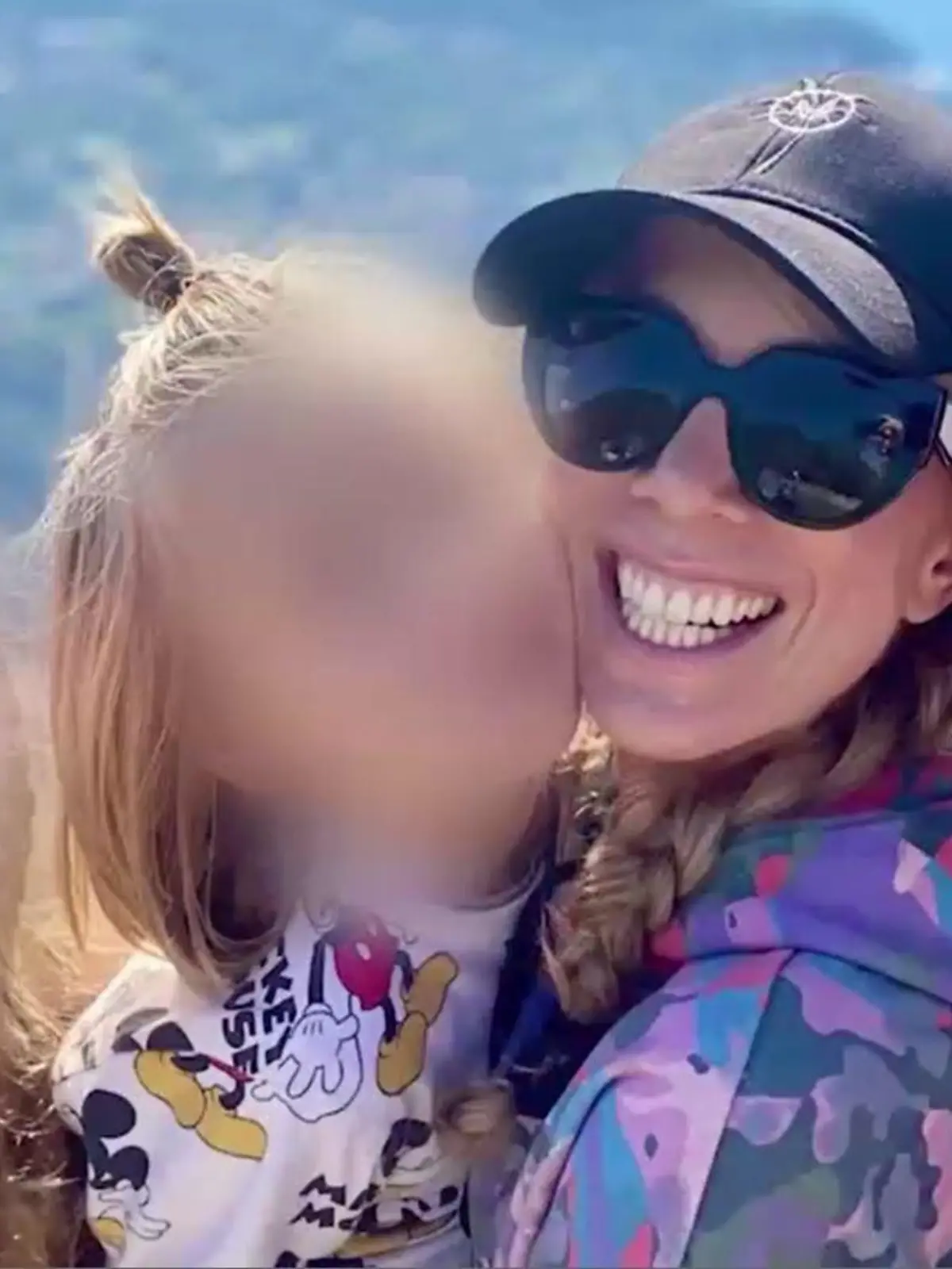 Rainer Schaller mit seiner Lebensgefährtin Christiane Schikorsky und den beiden Kindern.