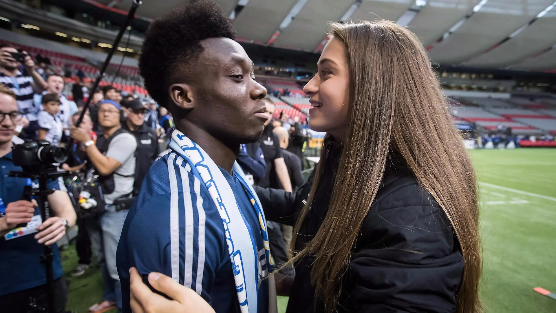 Alphonso Davies und Freundin Jordyn Huitema