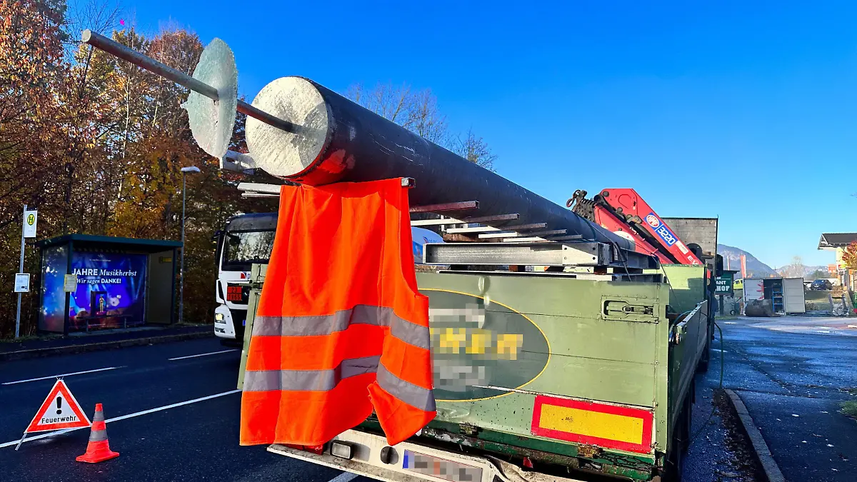 Going am Wilden Kaiser-Schwerer Auffahrunfall auf der Loferer Bundesstraße -Fotocredit: ZOOM.TIROL