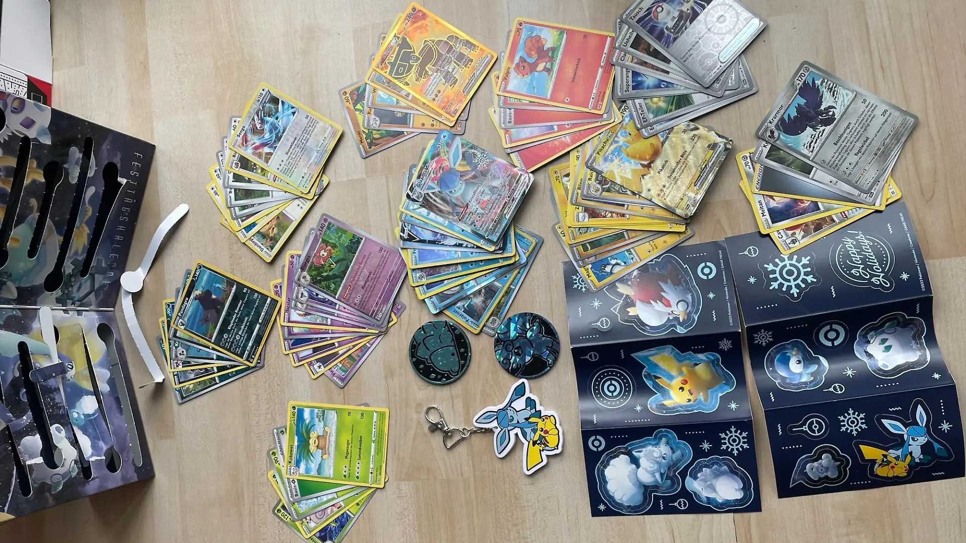 Pokémon Festtagskalende 2023: Der komplette Inhalt