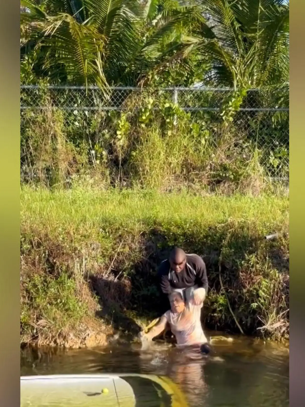 Cristiano Piquet sah die Frau aus der Luft in der Nähe von Miami. Ohne lange zu zögern, legte er eine Notlandung hin, um der Frau zu helfen.