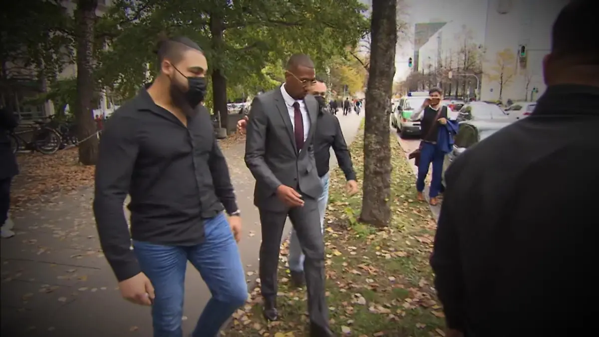 Boatengs Bodyguards sorgen vor Gericht für Ärger Zeugin ungefragt gefilmt