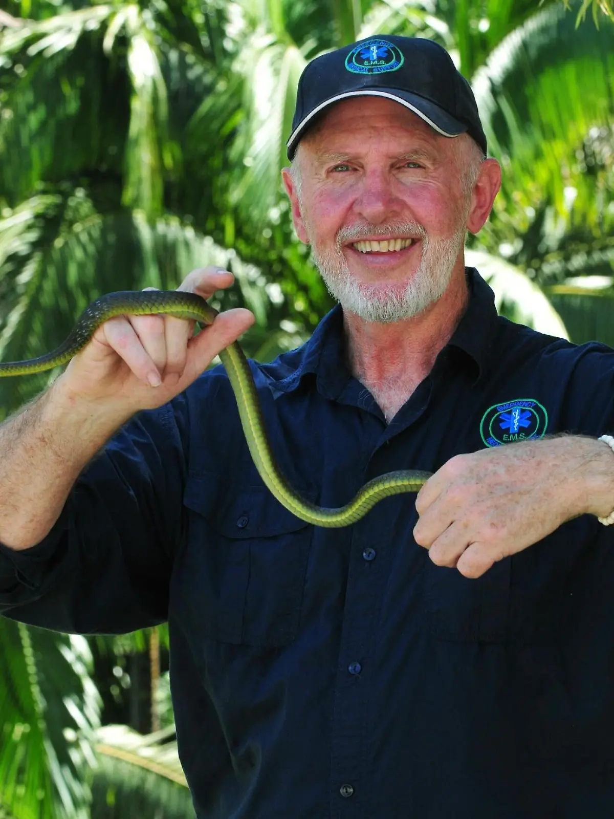 Dr. Bob. # Foto: RTL / Stefan Menne

Verwendung der Bilder für Online-Medien ausschließlich mit folgender Verlinkung: "Alle Infos zu "Ich bin ein Star - Holt mich hier raus!" im Special bei RTL.de: http://www.rtl.de/cms/sendungen/ich-bin-ein-star.html

NUR ZUR EINMALIGEN VERÖFFENTLICHUNG ! KEINE WEITERGABE AN DRITTE ! 
KEINE VERWENDUNG NACH DEM 09.02.2016 !! KEINE ARCHIVIERUNG !

Suchbegriff: Dschungelcamp *** Local Caption *** Verwendung der Bilder für Online-Medien ausschließlich mit folgender Verlinkung: "Alle Infos zu "Ich bin ein Star - Holt mich hier raus!" im Special bei RTL.de: http://www.rtl.de/cms/sendungen/ich-bin-ein-star.html

NUR ZUR EINMALIGEN VERÖFFENTLICHUNG ! KEINE WEITERGABE AN DRITTE ! 
KEINE VERWENDUNG NACH DEM 09.02.2016 !! KEINE ARCHIVIERUNG !

Suchbegriff: Dschungelcamp