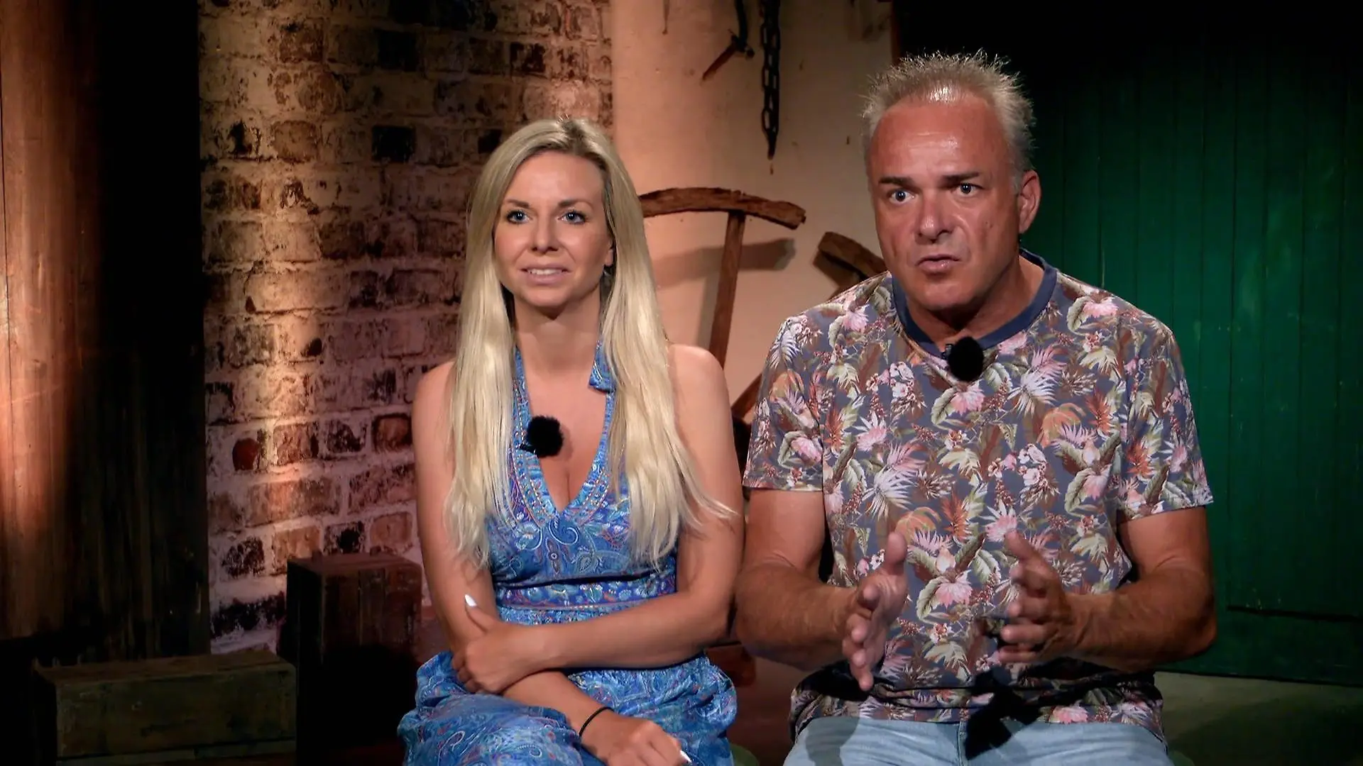 „Bloß weg hier“ - Das Sommerhaus hat zwei Bewohner weniger Carina und Tim ziehen die Reißleine
