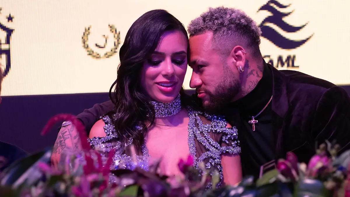 SAO PAULO SP, 06/22/2023 - Archive - BENEFICIAL EVENT / NEYMAR JR INSTITUTE - Neymar Jr e Bruna Biancardi at the Third Edition of the Neymar Jr Auction held at Club Monte Libano, on the night of this Thursday 22. Sao Paulo Brasil Copyright: xGustavoxMottax