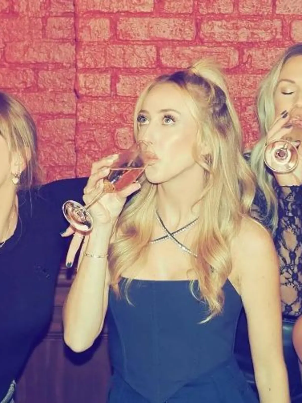 Dieses Party-Foto teilte die Mahomes-Ehefrau auf Instagram