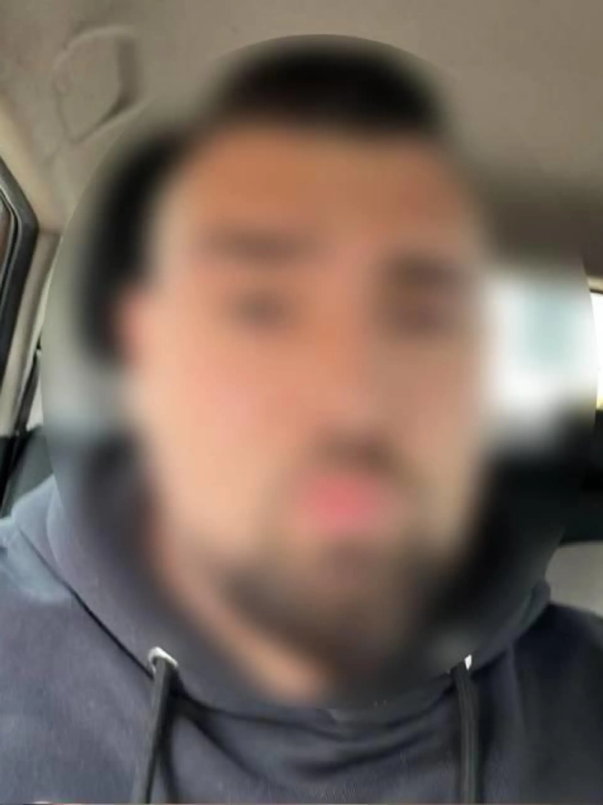 Wer Hinweise zum Verschwinden von Robert-Daniel K. hat, sollte sich bei der Polizei melden.
