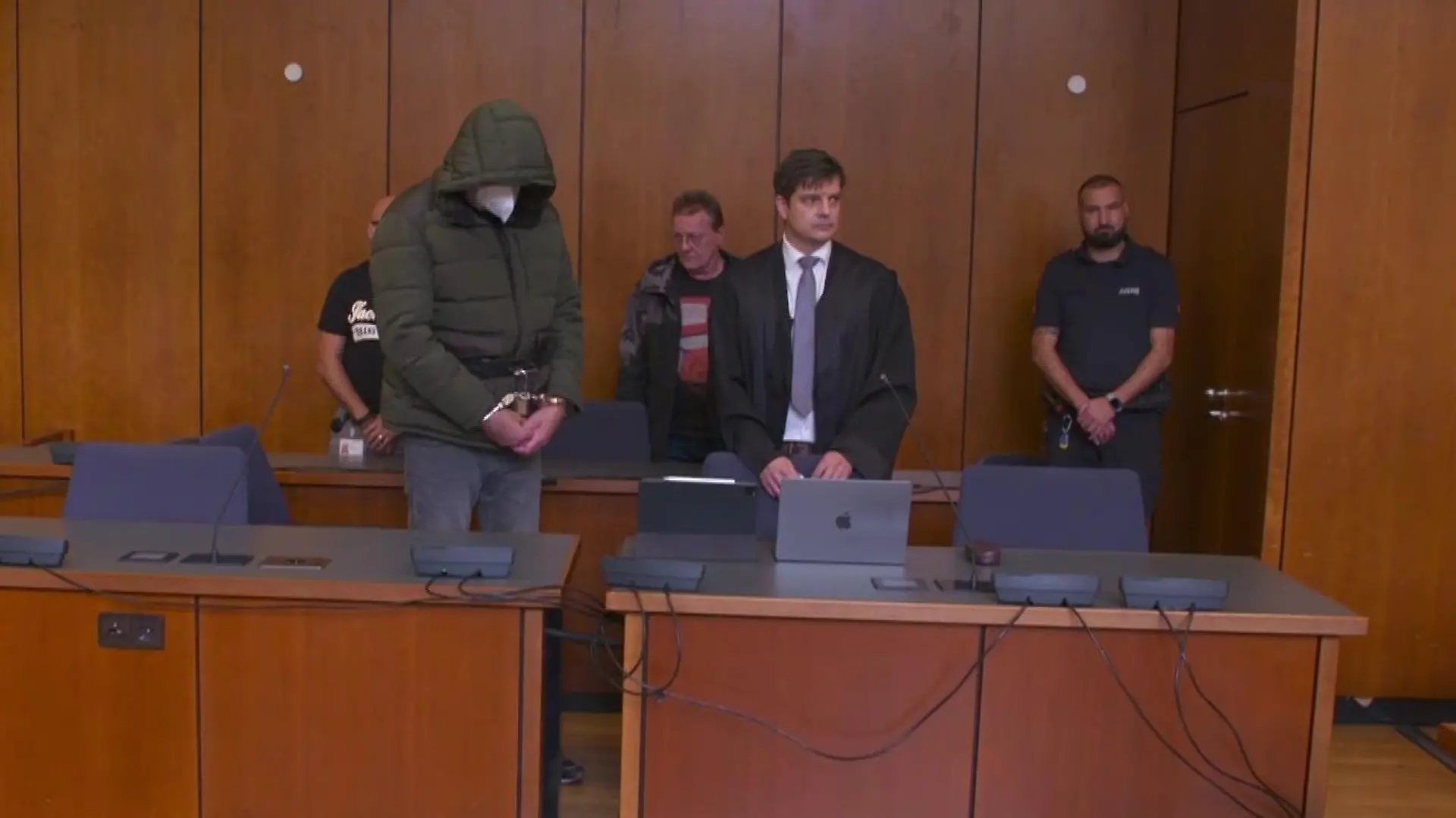 Ein Straftäter aus Northeim (Niedersachsen) bekam nach 30 Jahren Freigang – bezahlte Elisabeth T. das mit ihrem Leben?