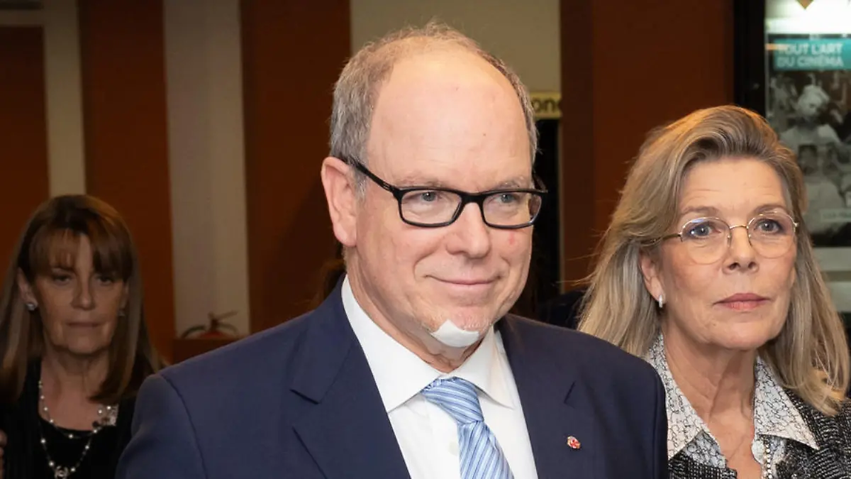 NO TABLOID -  H.S.H. Prince Albert II of Monaco, H.R.H. Princess Caroline of Hanover and Charlotte Casiraghi attend the conference in tribute to Colette given by Antoine Compagnon at the Théâtre des Variétés of Monaco.
Sidonie-Gabrielle Colette aka Colette was a French writer, journalist, actress spent a lot of time in Monaco and was close to Prince Pierre of Monaco and Prince Rainier III of Monaco.
The foyer of the theater is hosting a photographic evocation entitled “L’amie des Princes”. This exhibition presents to the public unique documents from the archives of the Prince's Palace and the Audiovisual Institute.

Pictured: Prince Albert II of Monaco,Princess Caroline of Hanover
Ref: SPL9991847 061123 NON-EXCLUSIVE
Picture by: SplashNews.com

Splash News and Pictures
USA: 310-525-5808 
UK: 020 8126 1009
eamteam@shutterstock.com

World Rights, No Argentina Rights, No Belgium Rights, No Czechia Rights, No Finland Rights, No France Rights, No Germany Rights, No Italy Rights, No Mexico Rights, No Peru Rights, No Portugal Rights, No Spain Rights, No Switzerland Rights, No United Kingdom Rights
