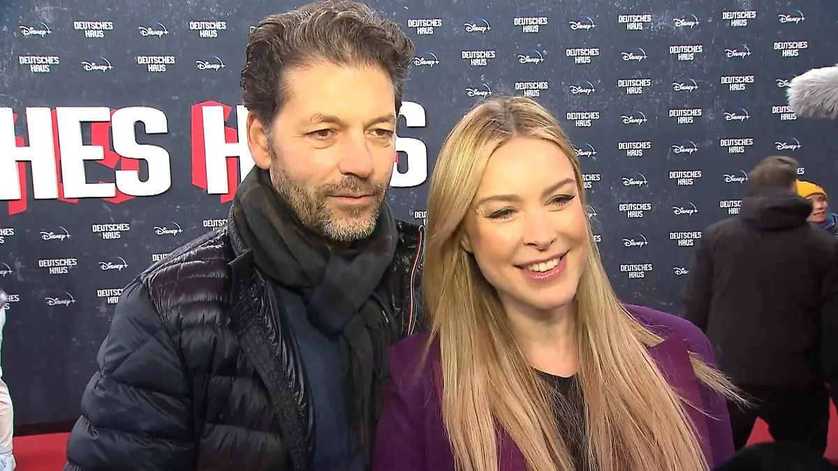 Nina Ensmann und ihr Partner platzen vor Stolz GZSZ-Schauspielerin im Baby-Glück