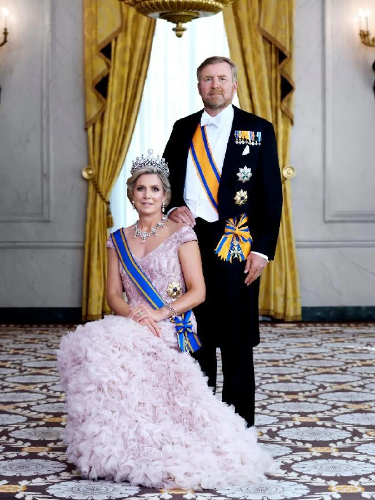 Neues Staatsfoto von König Willem-Alexander und Königin Máxima der Niederlande