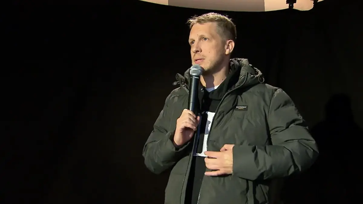 Oliver Pocher giftet erneut, während Amira Pocher backt Pochers im Trennungsstreit