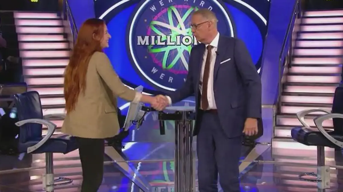 Es wurde leider nicht mehr. „Wer wird Millionär?“-Moderator Günther Jauch schickt seine Kandidatin Julia Weidt mit 4.000 Euro nach Hause.