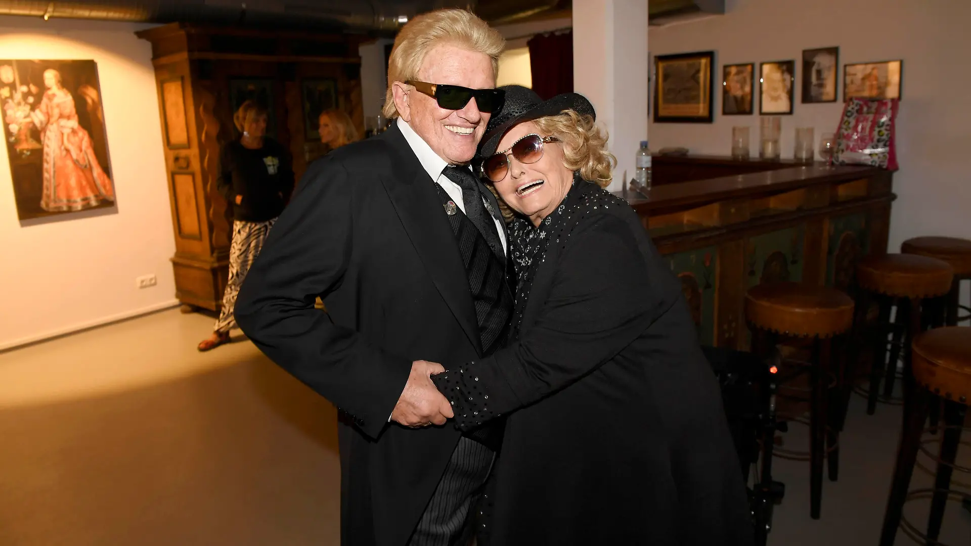 HEINO und Frau Hannelore Kramm
HEINO GOES KLASSIK ? Das Schloß-Konzert in den Alpen im Amphitheater in Schloß Kaps in Kitzbühel am 13.08.2022
PEOPLE IMAGE (c) Michael Tinnefeld