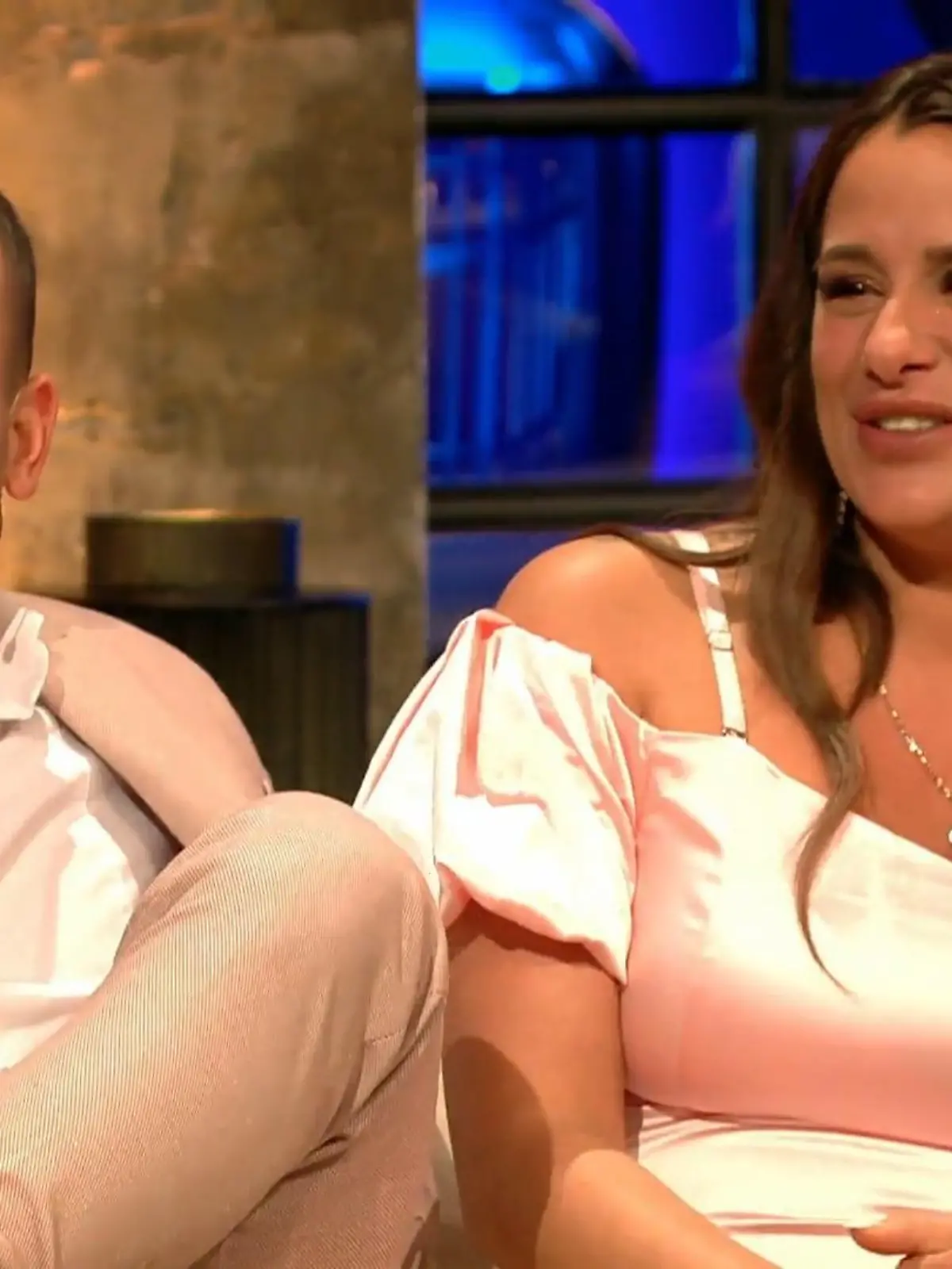 Bild zu: "Arben Zekic und Justine Dippl lassen Baby-Bombe platzen!"