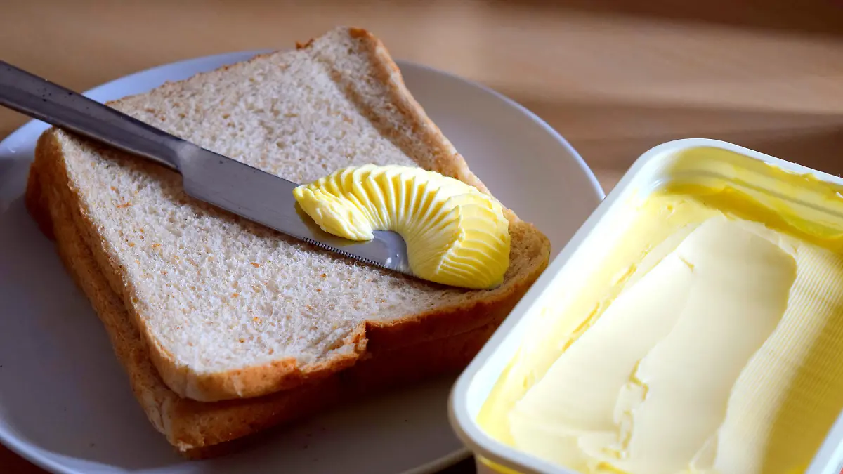 Butterbrot. Butter. Margarine. Streichfett.