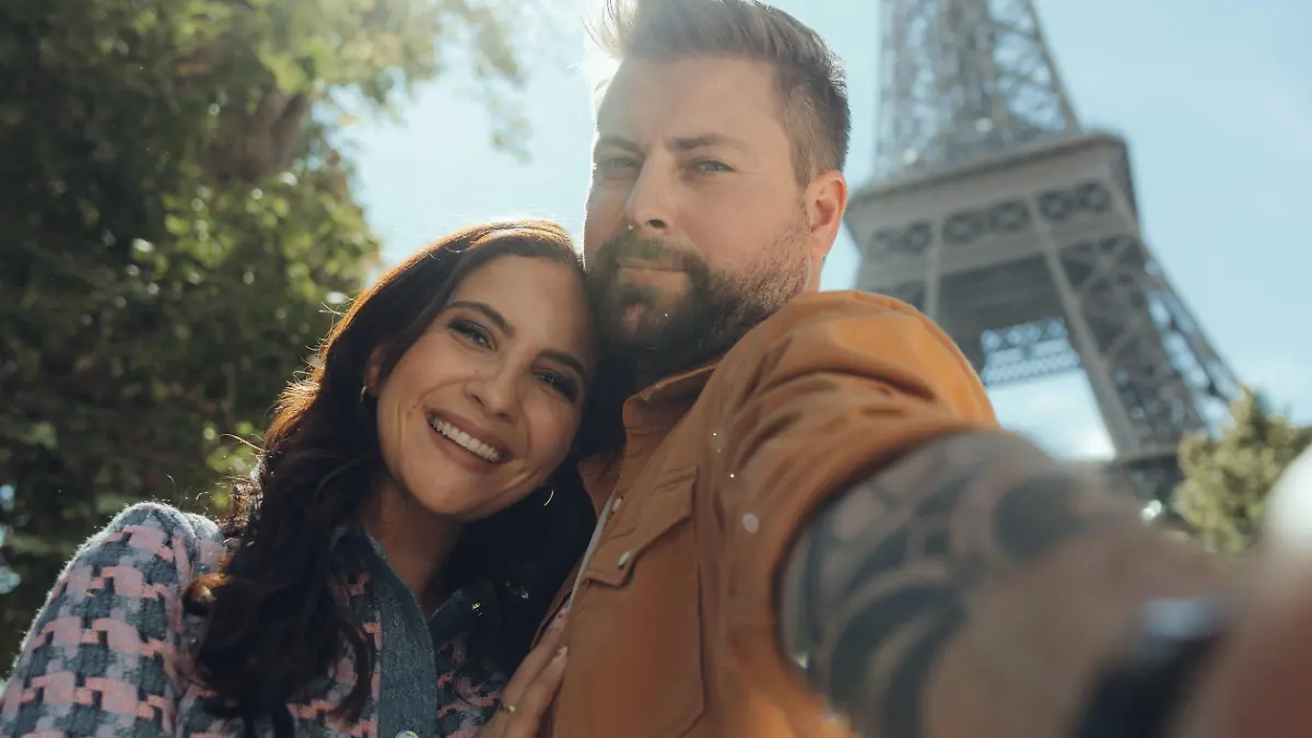 GZSZ-Special: John und Laura in Paris