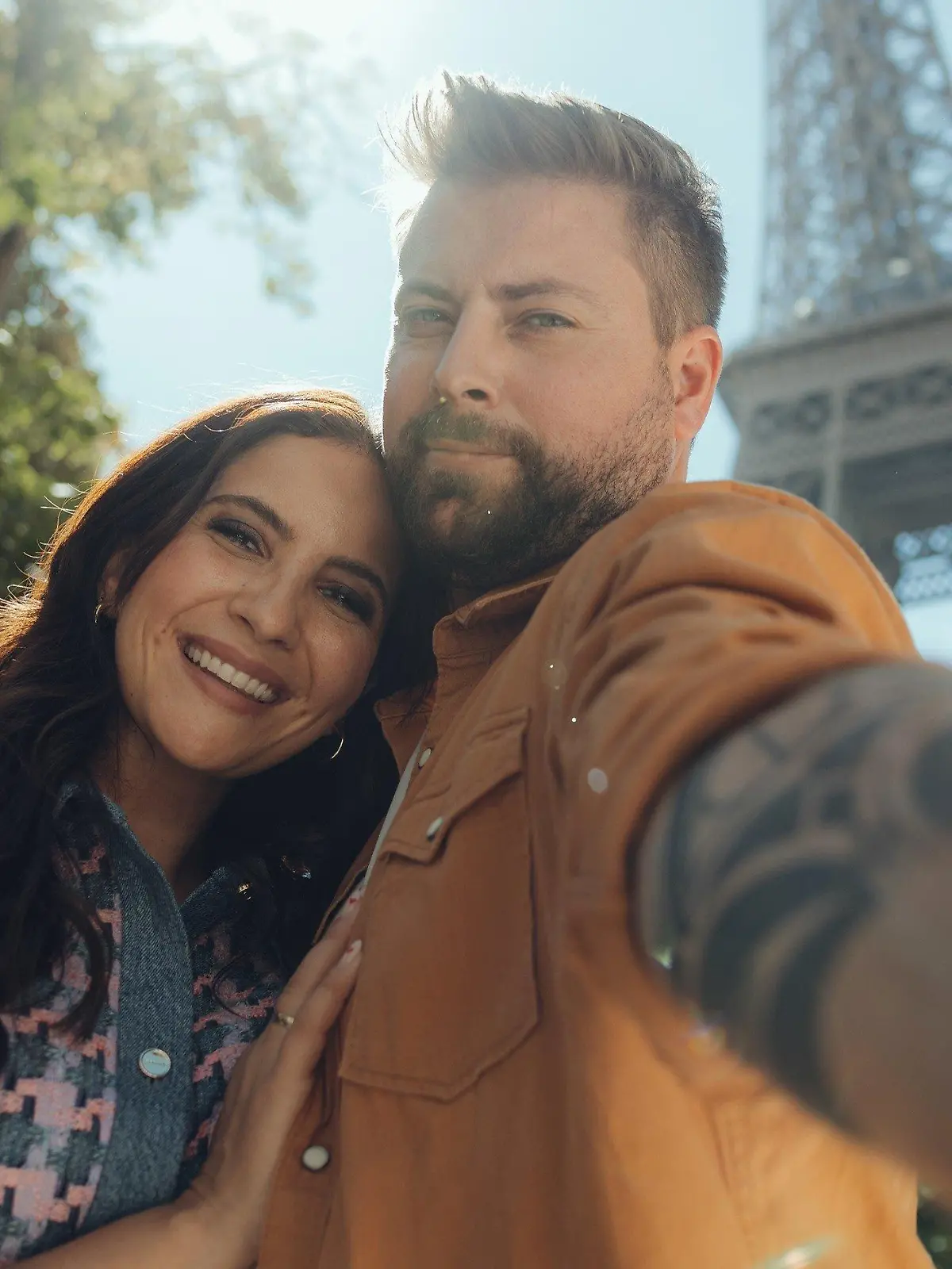 GZSZ-Special: John und Laura in Paris