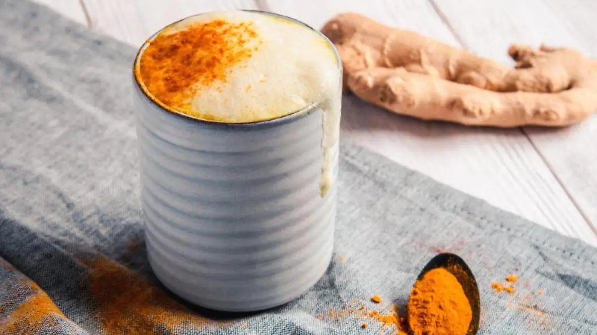 Goldene Milch: So macht man den Winterdrink Kurkuma Latte ist lecker und gesund