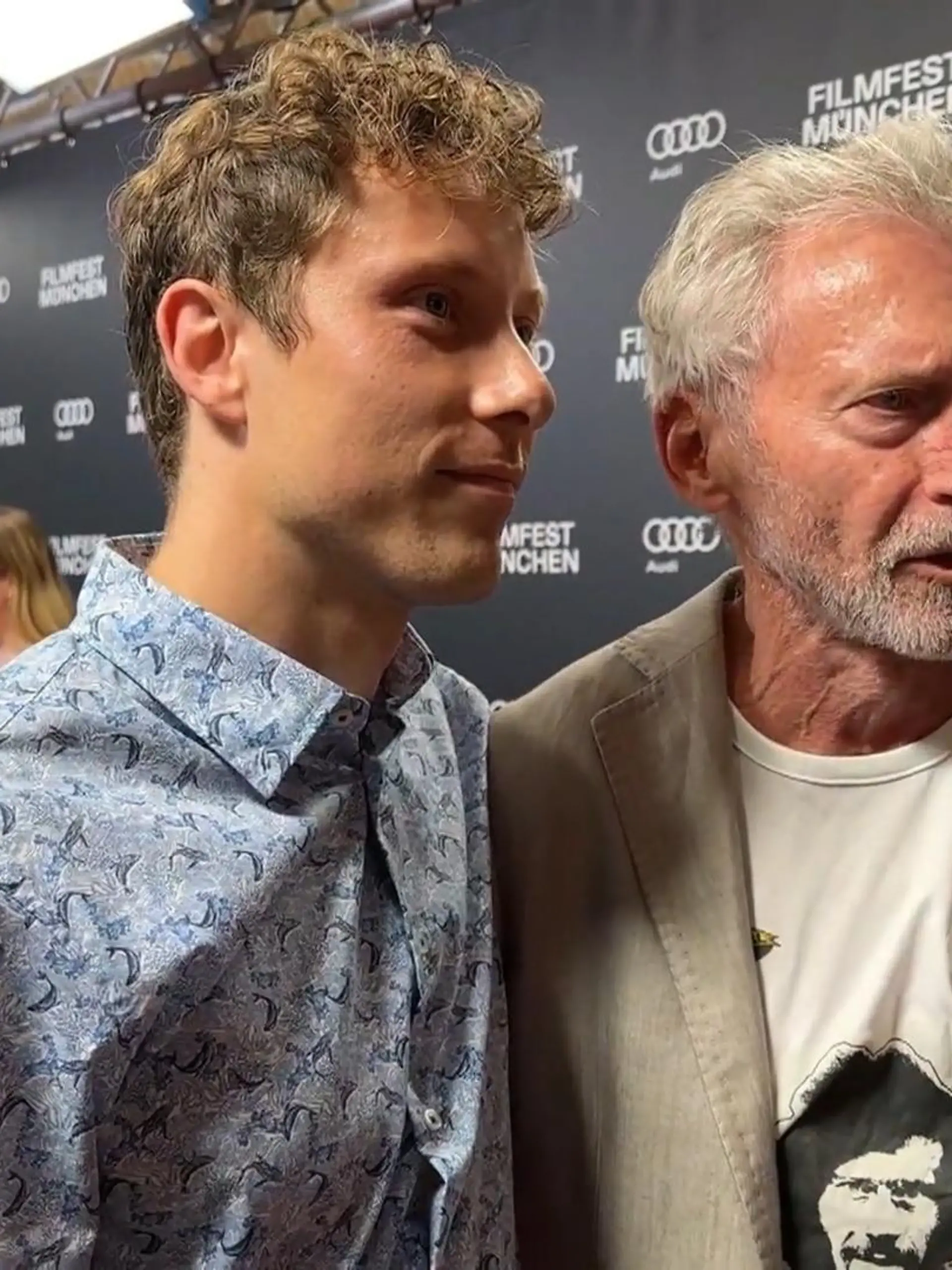 Jan-David Bürger und Fußball-Legende Paul Breitner