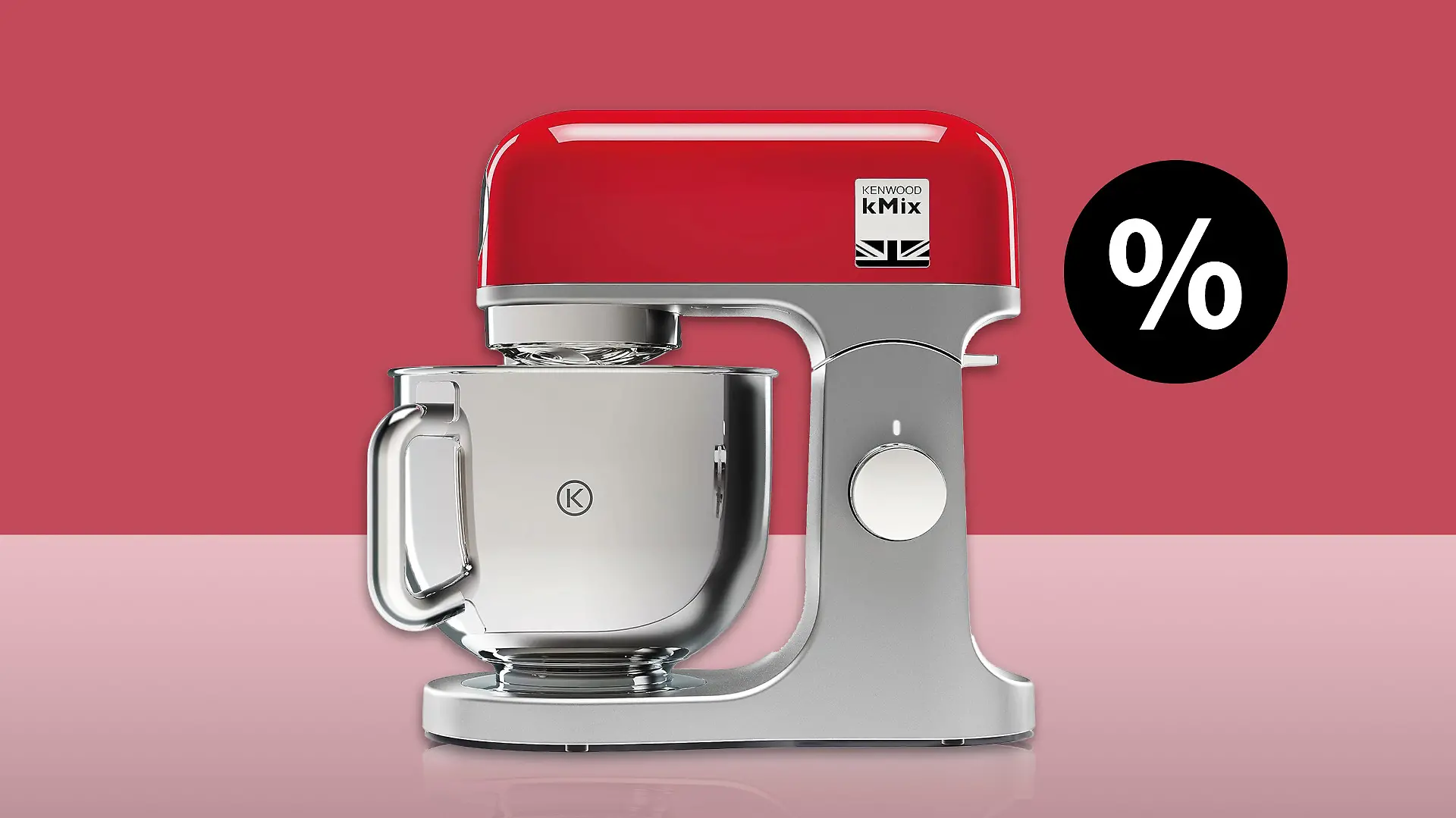 Kenwood-Küchenmaschine in Rot.