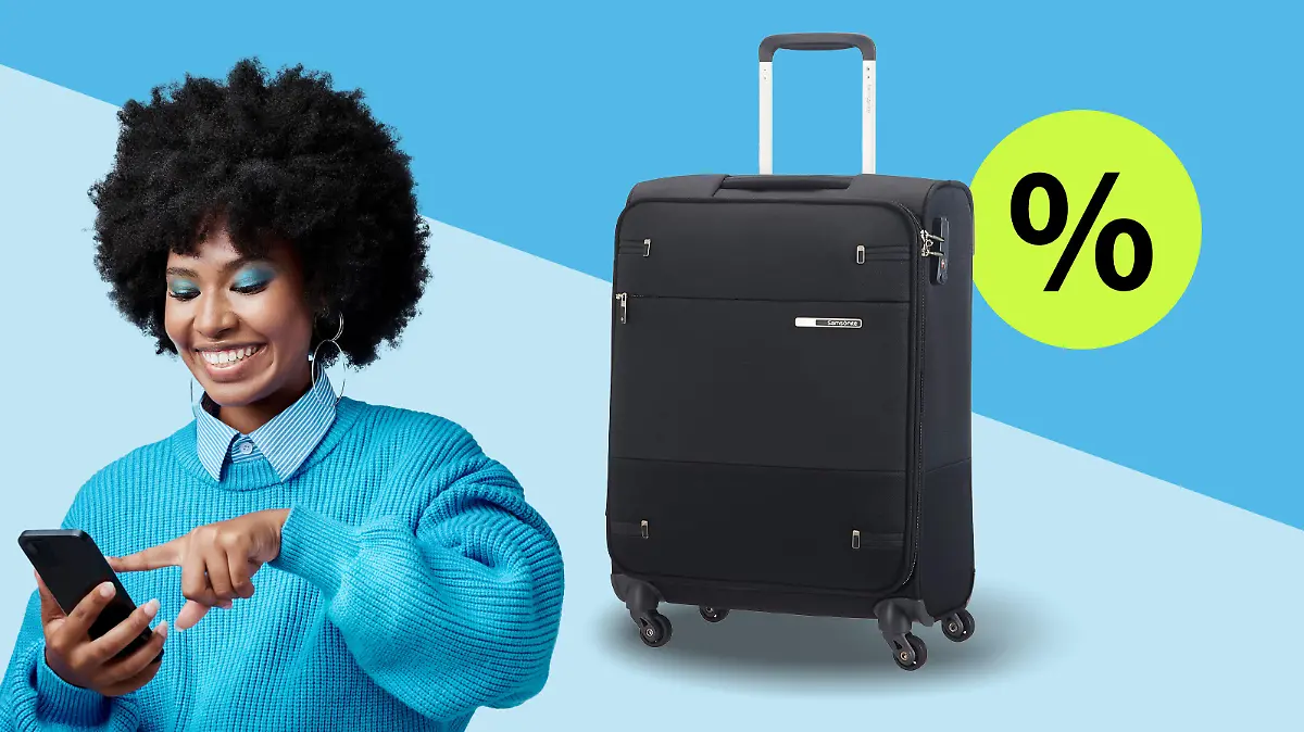 Samsonite-Koffer und glückliche Frau, die übers Handy bestellt.