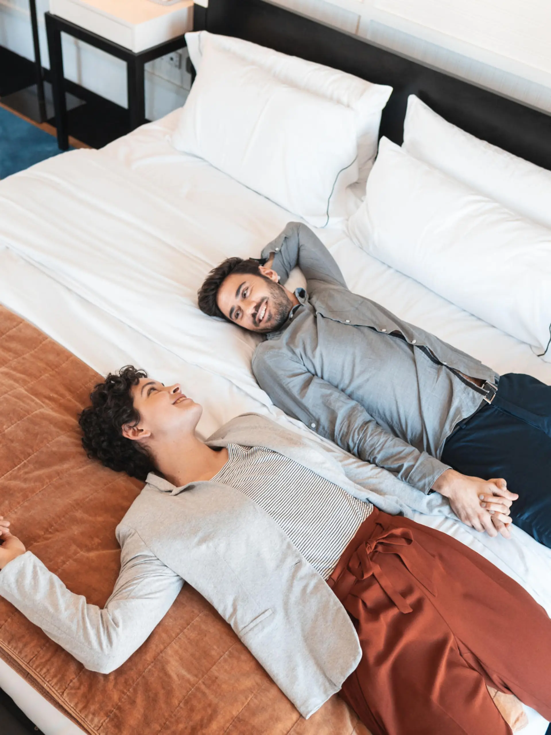 Couple - Relationship, Relaxation, Comfortable, Love - Emotion, Hotel Room