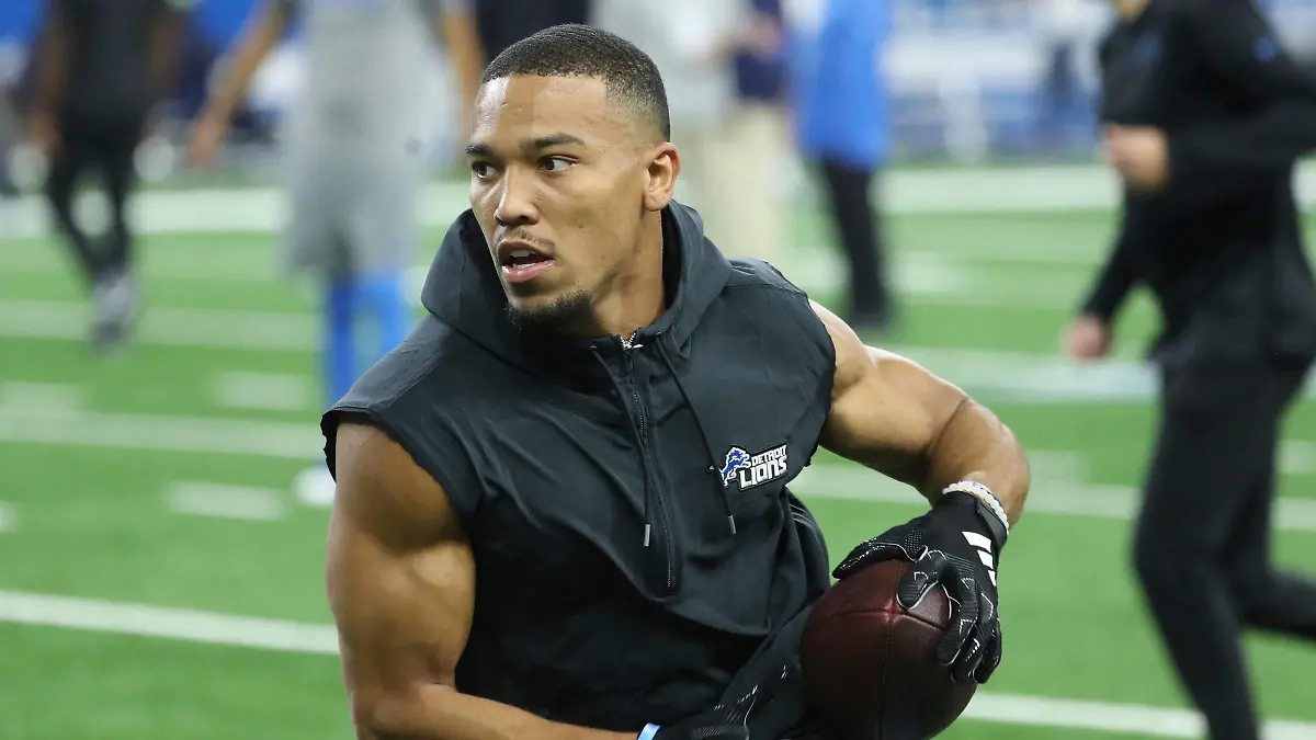 NFL, American Football Herren, USA Seattle Seahawks at Detroit Lions Sep 17, 2023 Detroit, Michigan, USA Detroit Lions wide receiver Amon-Ra St. Brown 14 warms up before action against the Seattle Seahawks at Ford Field. Detroit Ford Field Michigan USA, EDITORIAL USE ONLY PUBLICATIONxINxGERxSUIxAUTxONLY Copyright: xKirthmonxF.xDozierx 20230917_jcd_usa_0050