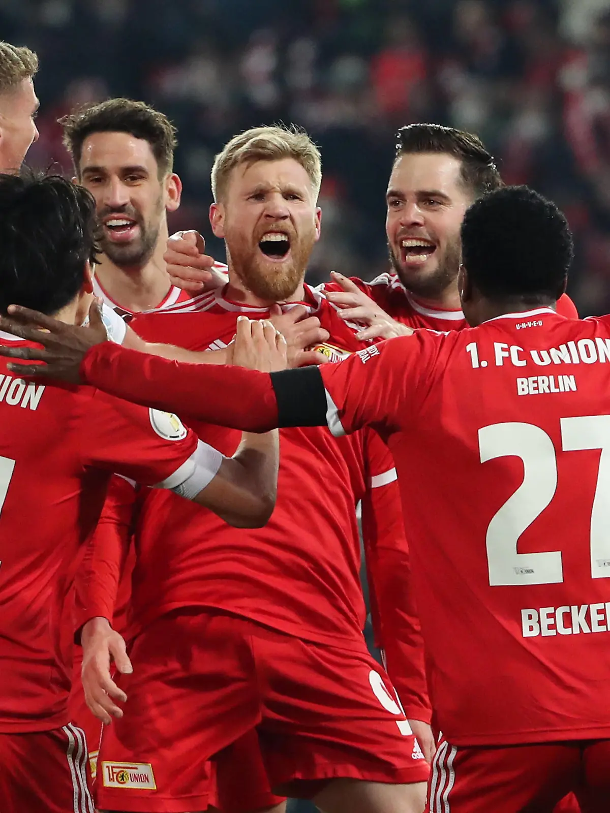 Bilder des Jahres 2022, Sport 03 März Sport Themen der Woche KW09 Sport Bilder des Tages Grischa Prömel, Genki Haraguchi, Andreas Voglsammer 2:1, Sheraldo Becker jubelnd / Freude / Emotion / Jubel nach 2:1 / / Fußball Fussball / DFB Pokal Viertelfinale Herren DFL / Saison 2021/2022 / 01.03.2022 / 1.FC Union Berlin FCU vs. FC St. Pauli / DFL regulations prohibit any use of photographs as image sequences and/or quasi-video. / *** Grischa Prömel, Genki Haraguchi, Andreas Voglsammer 2 1, Sheraldo Becker jubilant joy emotion jubilation after 2 1 Sports Football Soccer DFB Pokal Quarterfinals Men DFL Season 2021 2022 01 03 2022 1 FC Union Berlin FCU vs FC St Pauli DFL regulations prohibit any use of photographs as image sequences and or quasi video