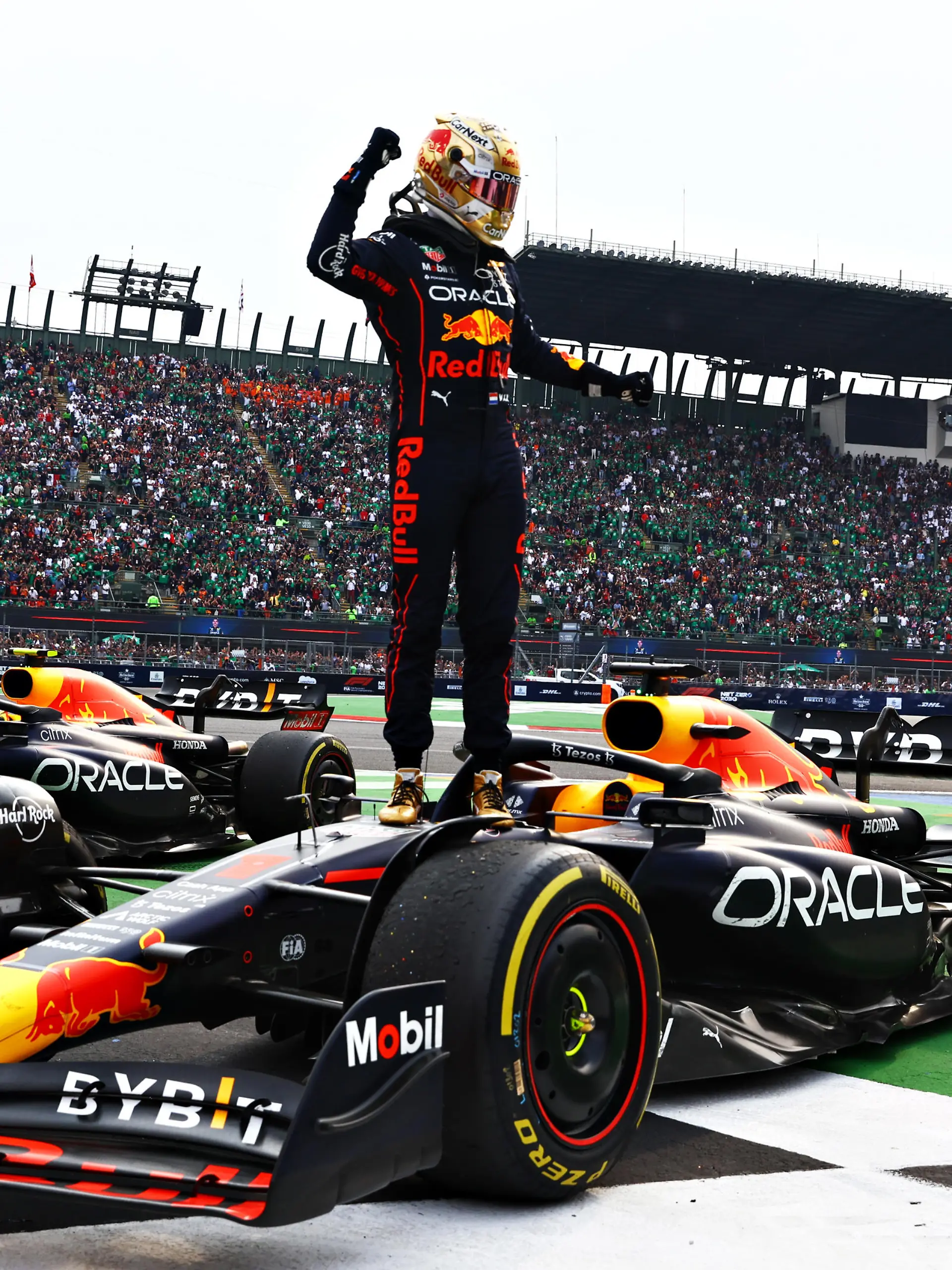 MEXICO CITY, MEXICO - OCTOBER 30: Race winner Max Verstappen of the Netherlands and Oracle Red Bull Racing celebrates in parc ferme during the F1 Grand Prix of Mexico at Autodromo Hermanos Rodriguez on October 30, 2022 in Mexico City, Mexico. (Photo by Mark Thompson/Getty Images )