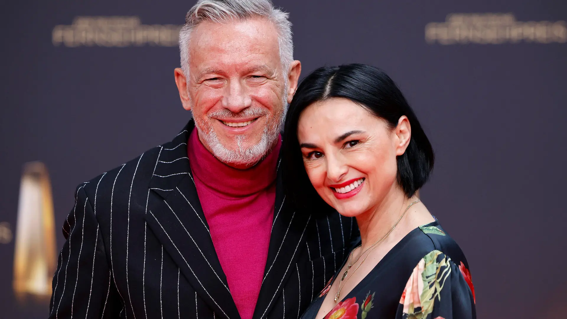 Schauspielerin Mimi Fiedler und ihr Ehemann Produzent Otto Steiner bei der Deutsche Fernsehpreis 2022 - Die TV-Highlights des Jahres in den MMC-Studios in Ossendorf. Köln, 14.09.2022 NRW Deutschland *** Actress Mimi Fiedler and her husband producer Otto Steiner at the German Television Award 2022 The TV Highlights of the Year at MMC Studios in Ossendorf Cologne, 14 09 2022 NRW Germany Copyright: xChristophxHardtx