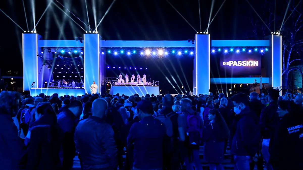 „Die Passion“ ist zurück! Zu Ostern 2024 kommt das gewaltige Live-Event aus der documenta-Stadt Kassel.